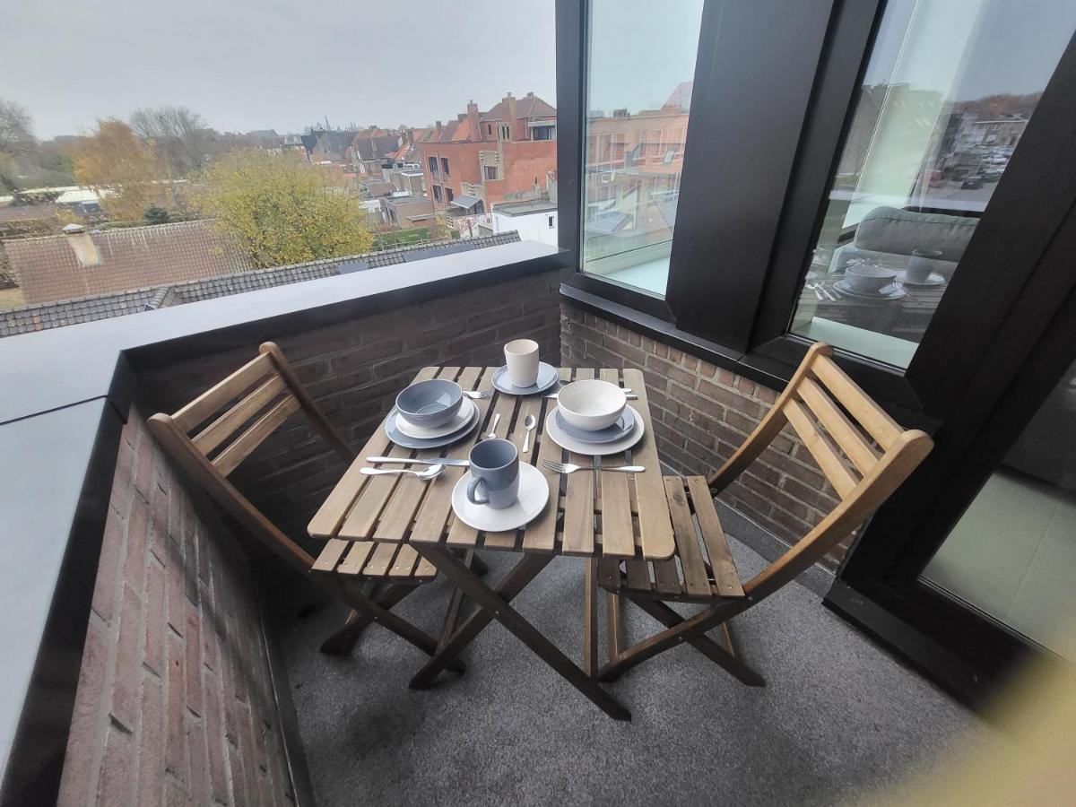 Gezellig Appartement In Brugge, Nabij Damme. エクステリア 写真